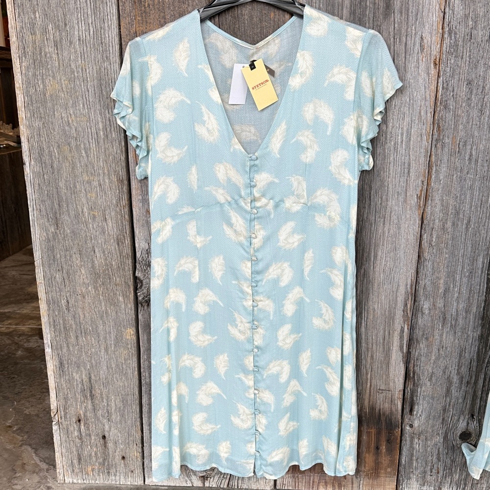 Stetson Women’s Light Blue Feather Print Dress